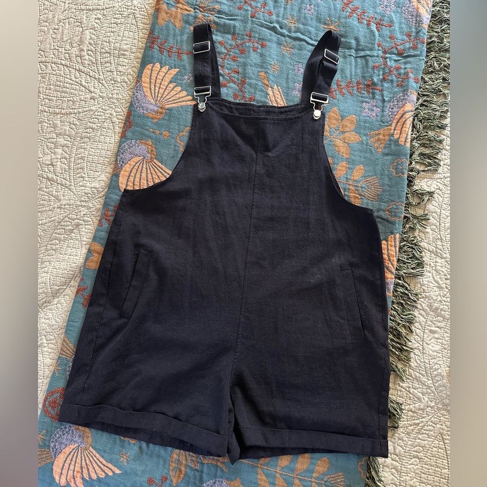 Summertime Black Short Overalls with Adjustable Straps